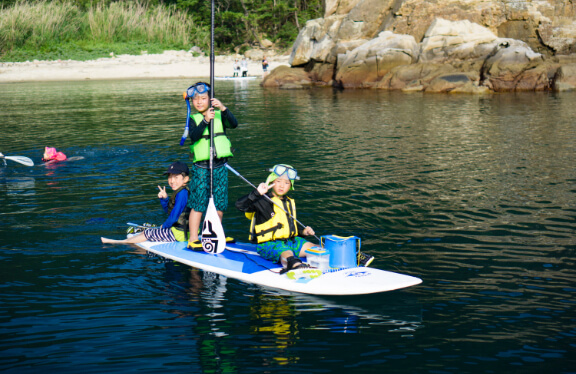 船で行く無人島SUP